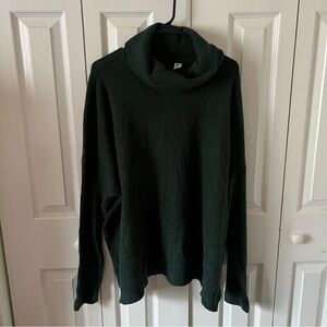 Old navy green turtle neck pull over